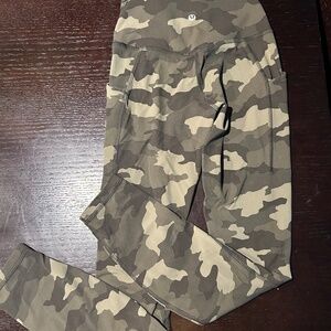 Lululemon Camo Leggins